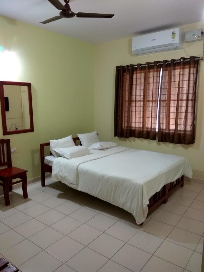 Vega Residency Hotell Bangalore Exteriör bild